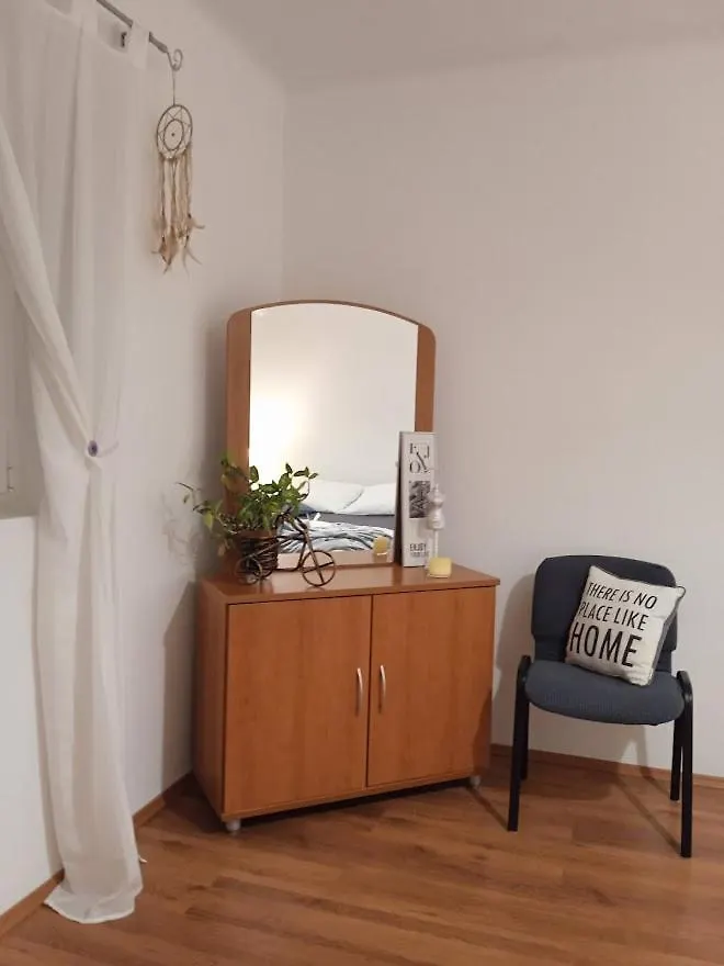 Apartment Apartman Luna Rijeka