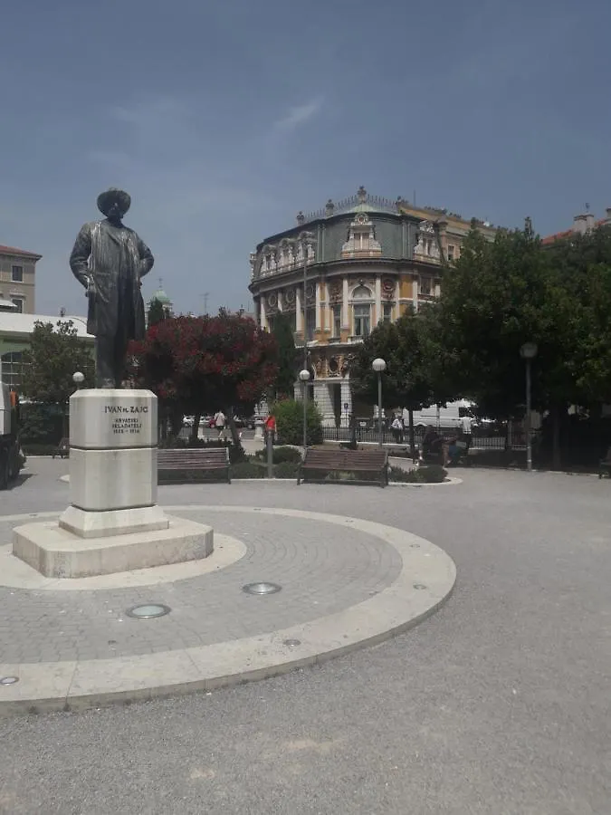 Apartment Apartman Luna Rijeka Croatia